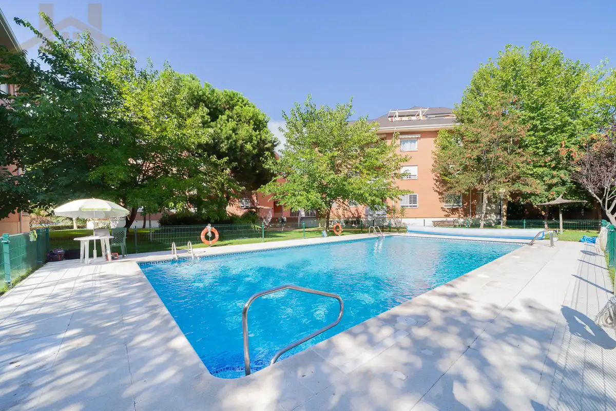 Swimming pool of Duplexes for sale in Torrelodones  with Air Conditioner, Heating and Terrace