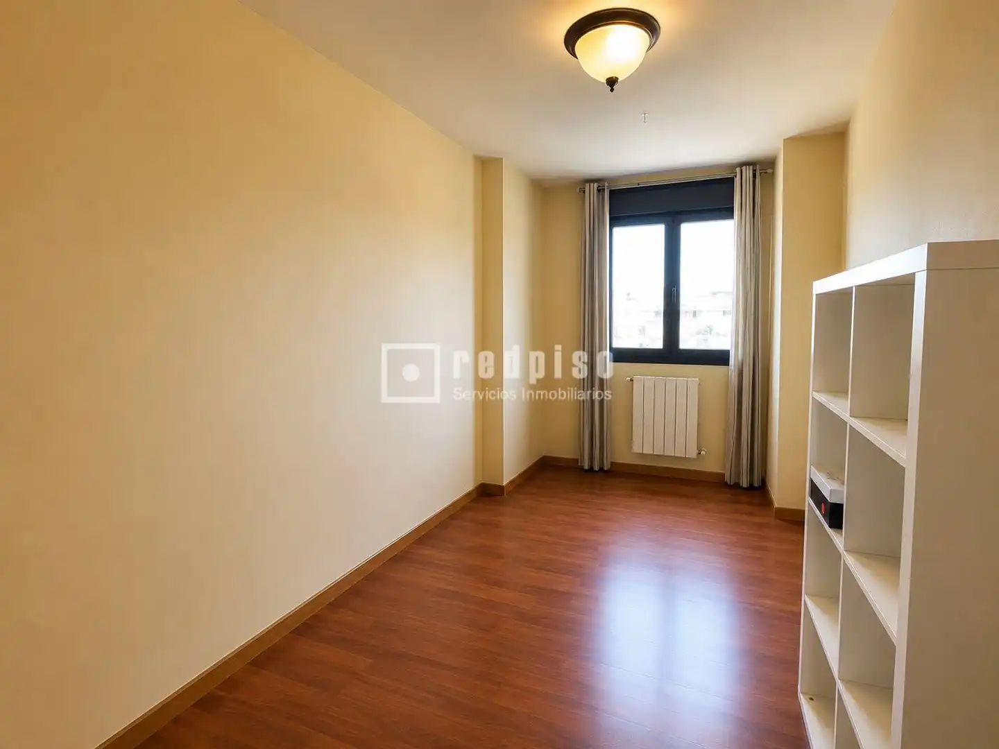 Habitación de Piso en venta en Getafe con Aire acondicionado, Calefacción y Jardín privado