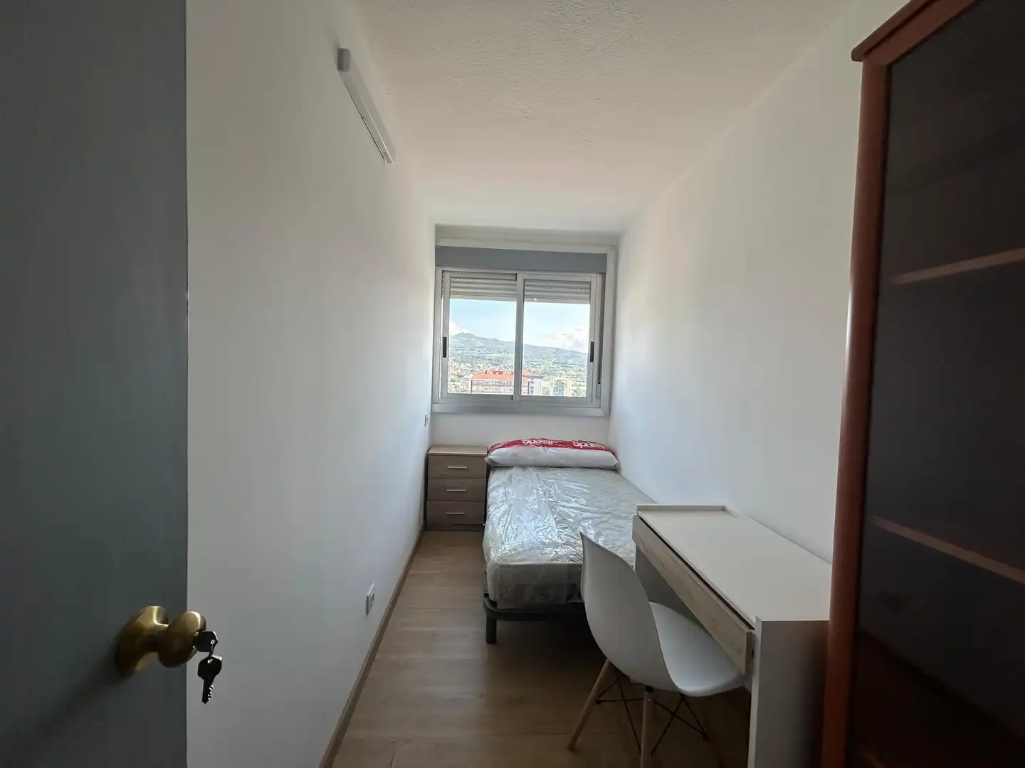 Flat for rent in Rúa Caldas de Reis, As Travesas - Balaídos