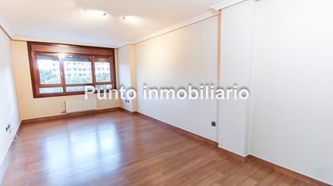 Photo 3 of Flat for rent in Calle Santa Ana, La Flecha - Monasterio del Prado, Arroyo de la Encomienda