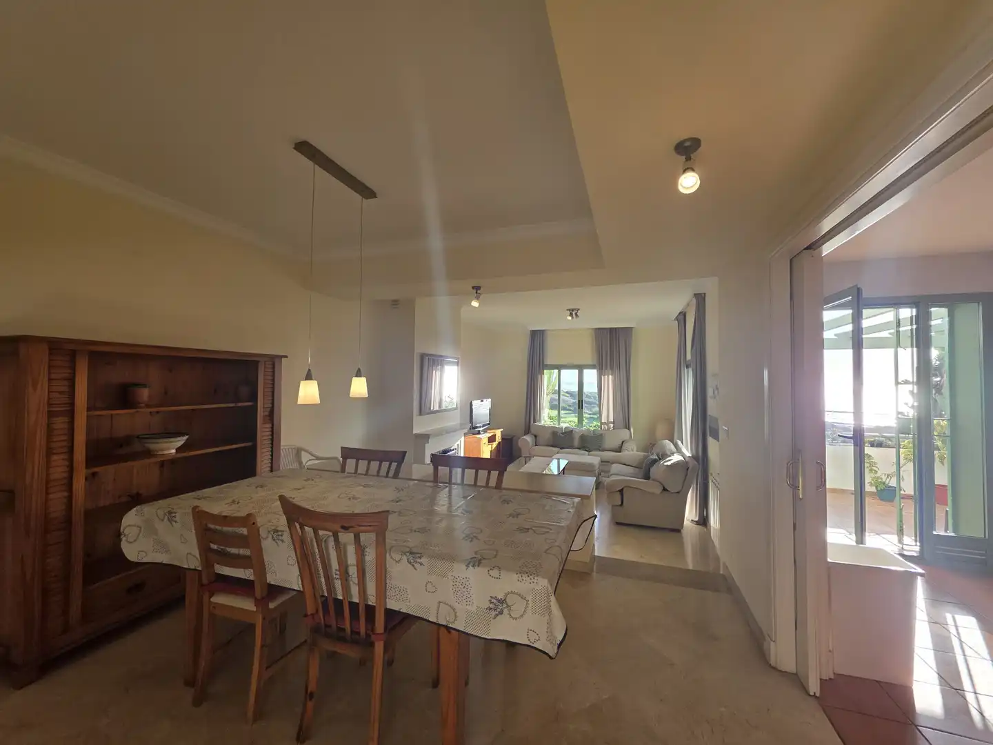 Comedor de Planta baja en venta en La Alcaidesa con Aire acondicionado, Calefacción y Terraza