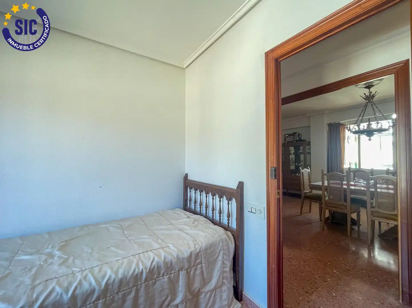 Habitación de Dúplex en venta en Chera con Calefacción, Jardín privado y Balcón