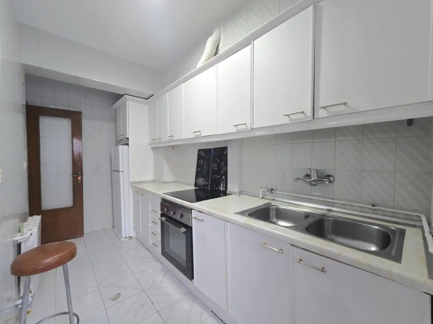 Cocina de Piso de alquiler en Plasencia con Calefacción, Amueblado y Balcón