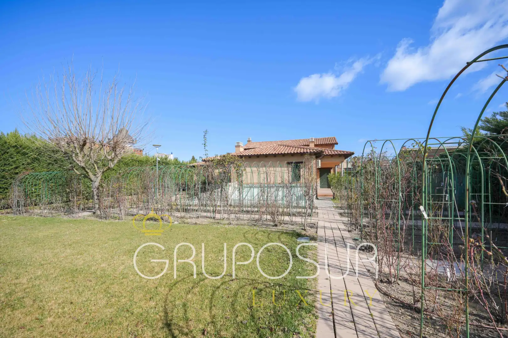 Jardí de Casa o xalet en venda en Boecillo amb Aire condicionat, Calefacció i Jardí privat