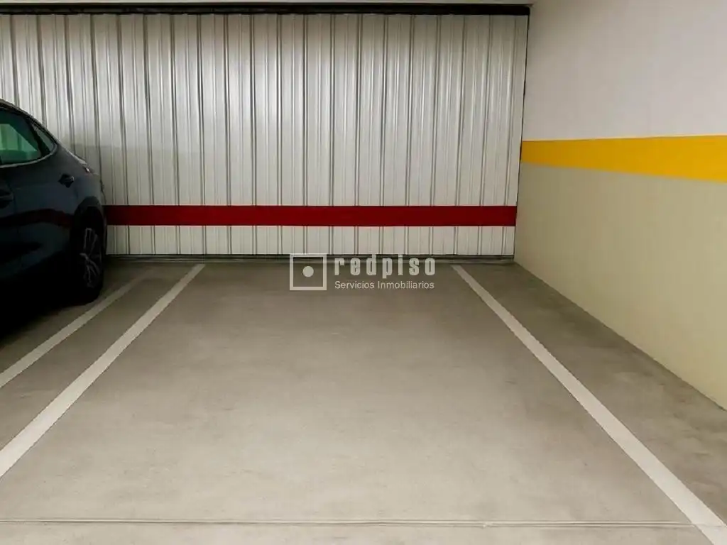 Aparcament de Pis en venda en Alcobendas amb Aire condicionat, Calefacció i Traster