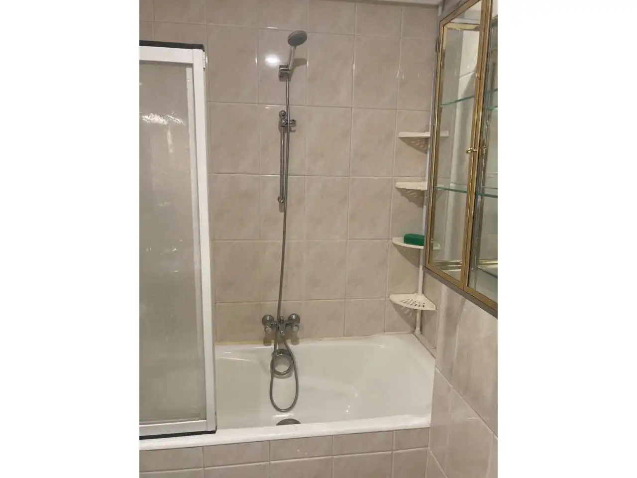 Baño de Piso en venta en León Capital  con Calefacción, Parquet y Terraza