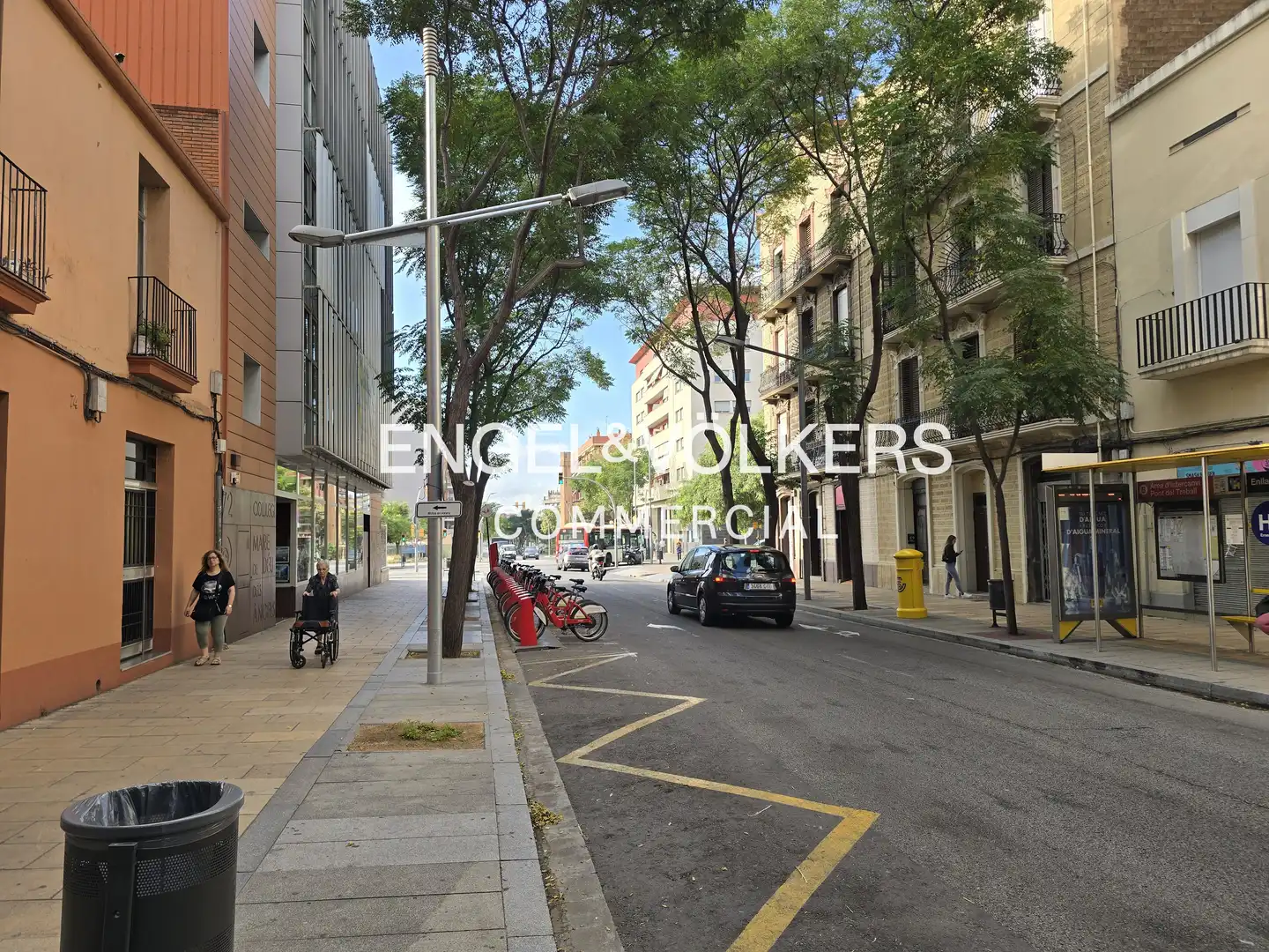 Vista exterior de Local de lloguer en Barcelona