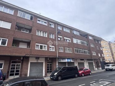 Pis amb ascensor en venda a San Mamés - La Palomera