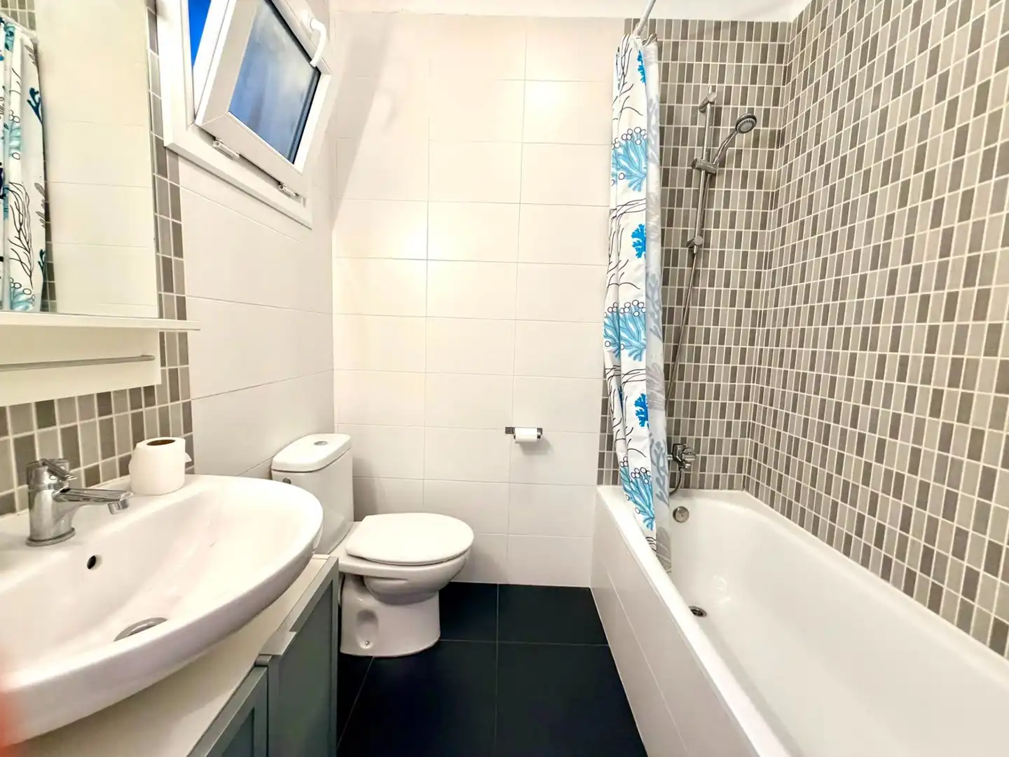 Badezimmer von Wohnung zur Miete in  Palma de Mallorca mit Möbliert