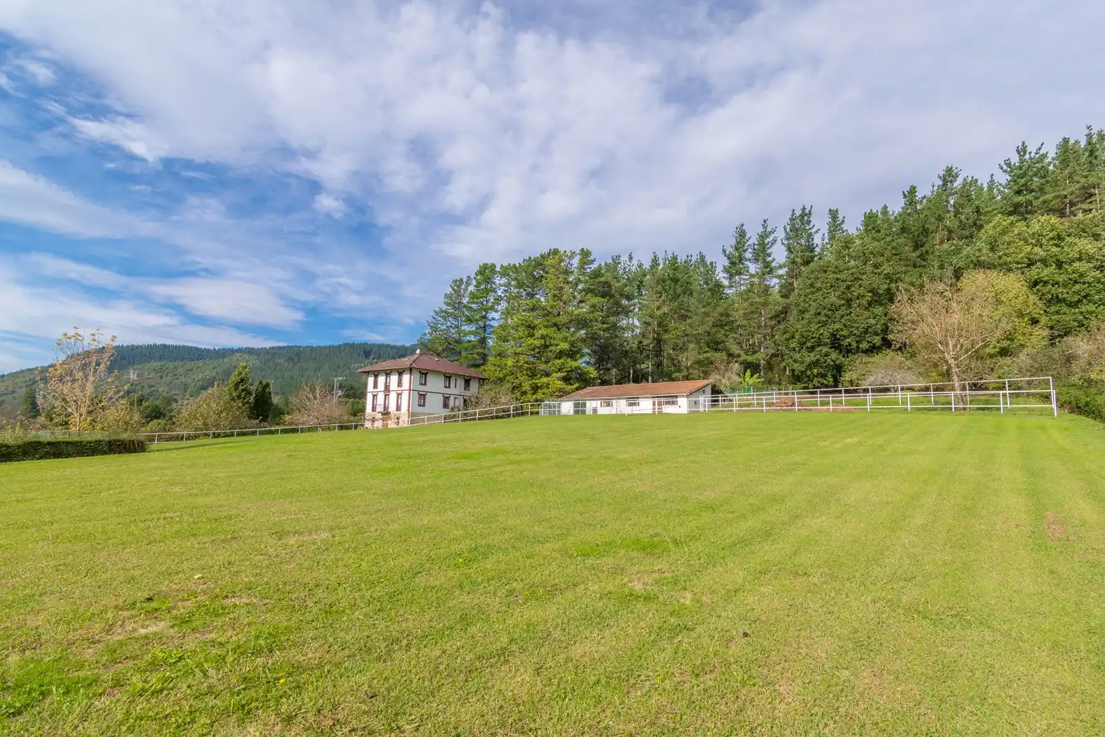 Vista exterior de Finca rústica en venta en Gordexola con Calefacción, Jardín privado y Terraza