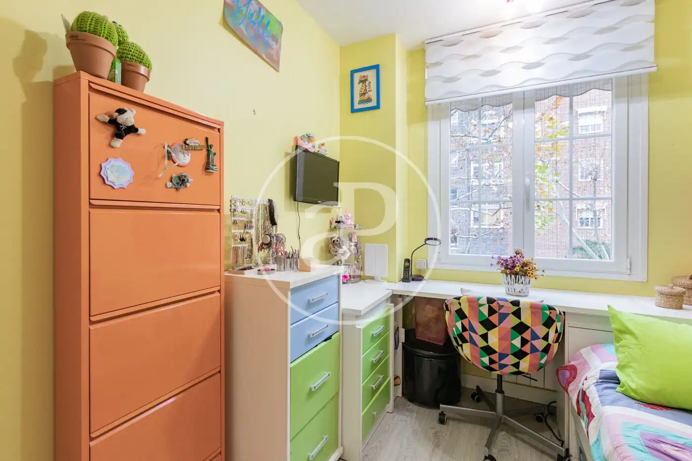 Habitación de Casa adosada en venta en San Sebastián de los Reyes con Aire acondicionado, Calefacción y Jardín privado