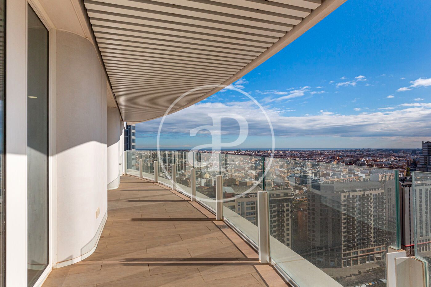 Terrace of Flat to rent in  Valencia Capital  with Air Conditioner, Heating and Terrace