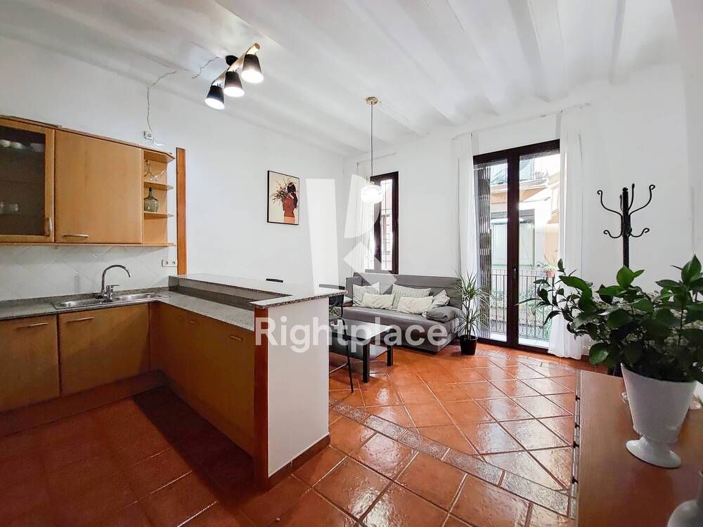 Apartment to rent in Sant Pere, Sta. Caterina i la Ribera