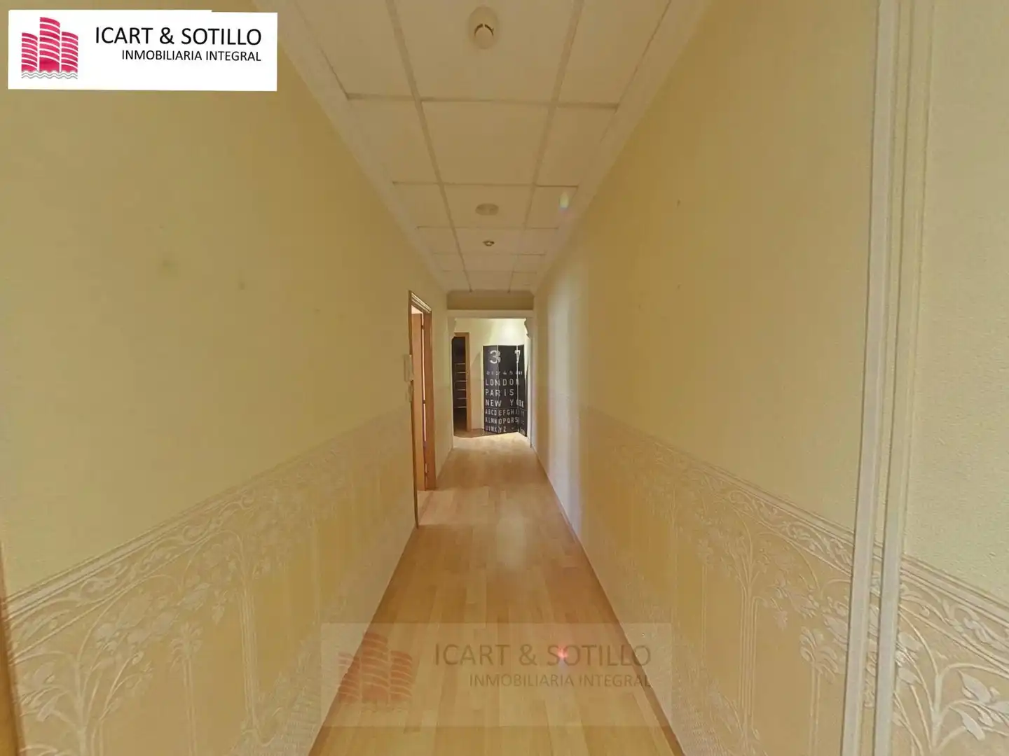 Office for sale in Calle DR FLEMING, Casco Urbano