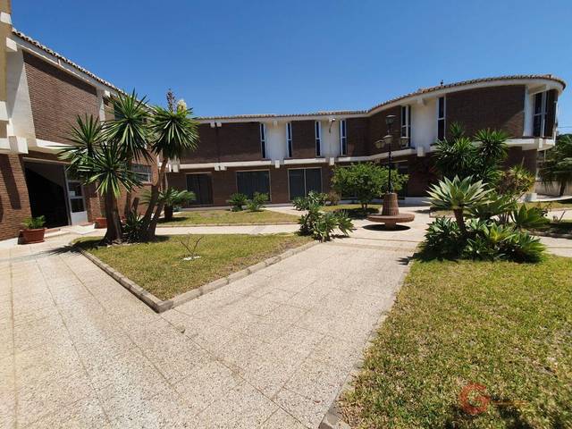 Edificio en Venta en Ítrabo