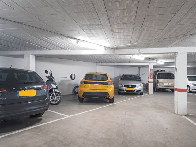 Garaje en Venta en Creu de la Mà