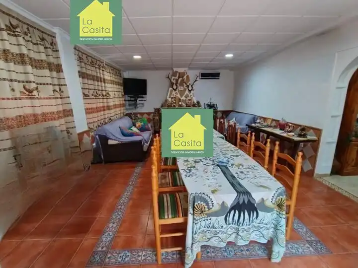 Casa o xalet en venda en Albacete amb Aire condicionat, Jardí privat i Traster
