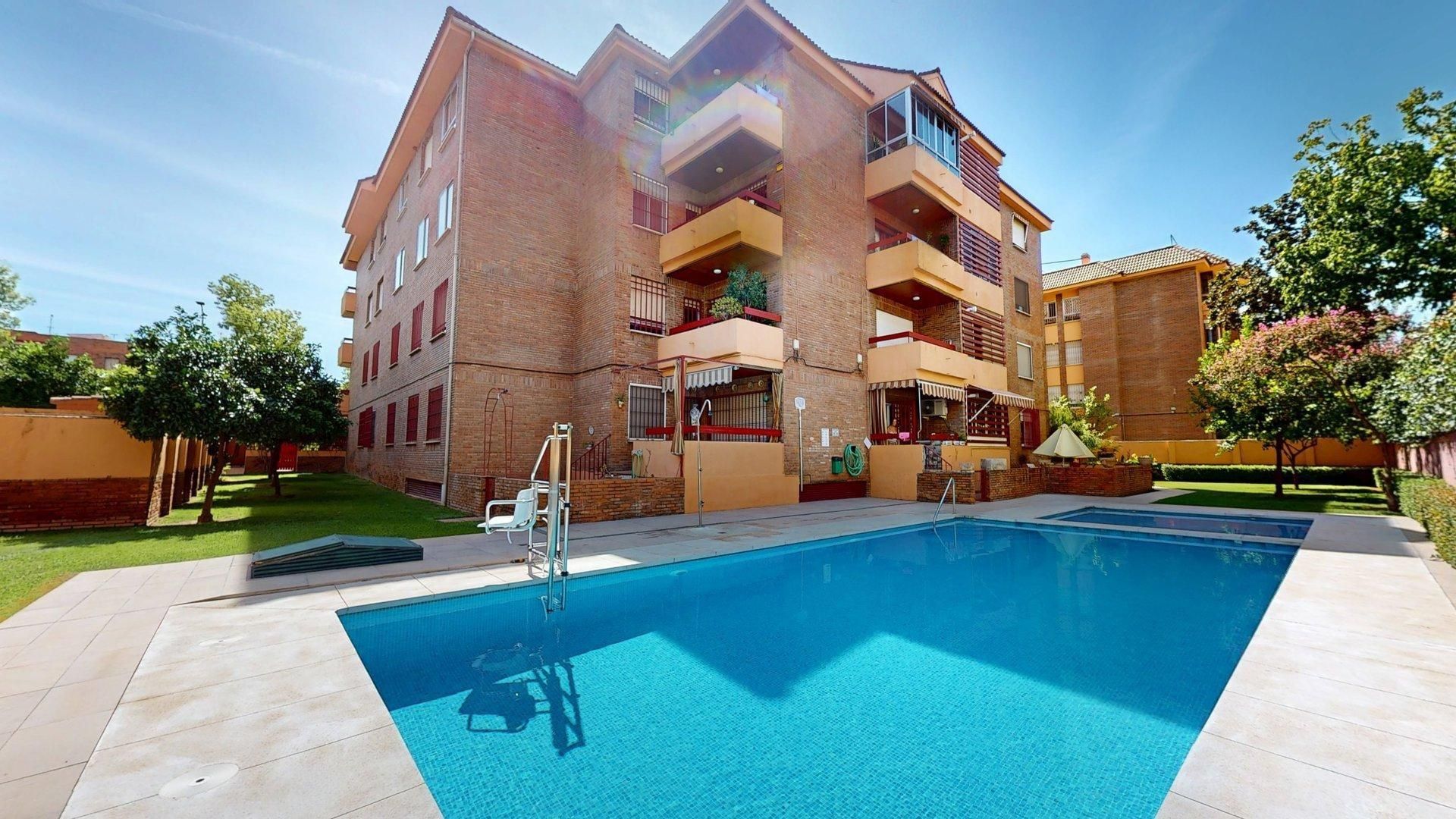 Swimming pool of Flat for sale in  Córdoba Capital  with Air Conditioner, Terrace and Balcony