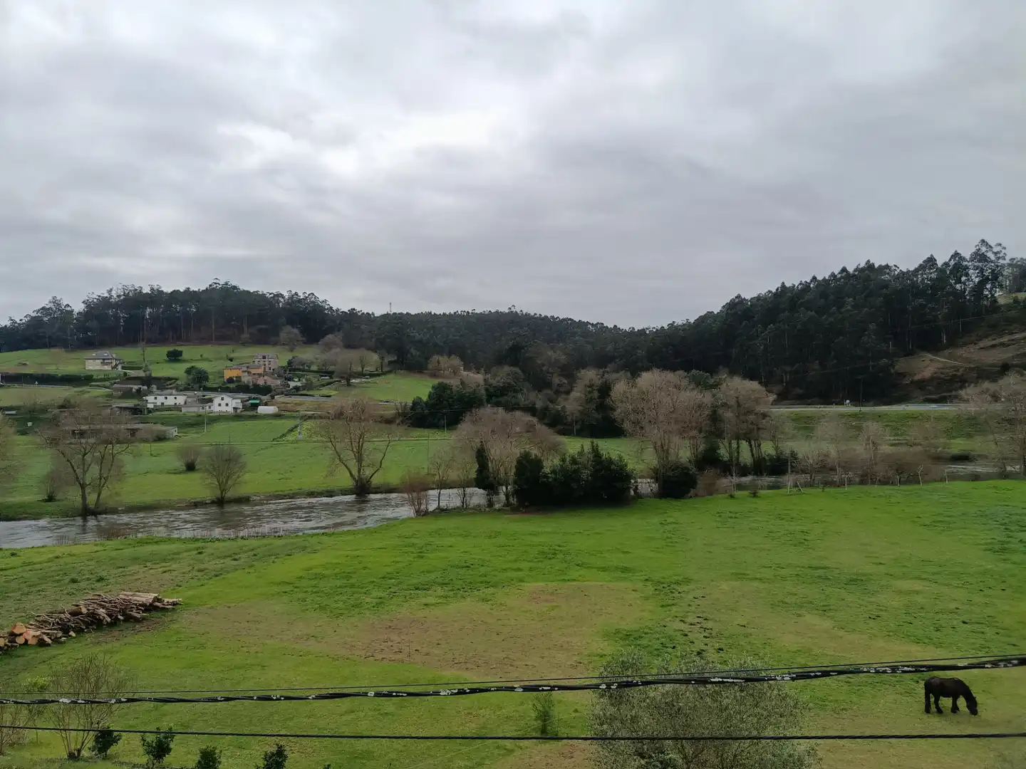 Casa amb terrassa en venda a Aldea Mundiña 6A, imagen 3