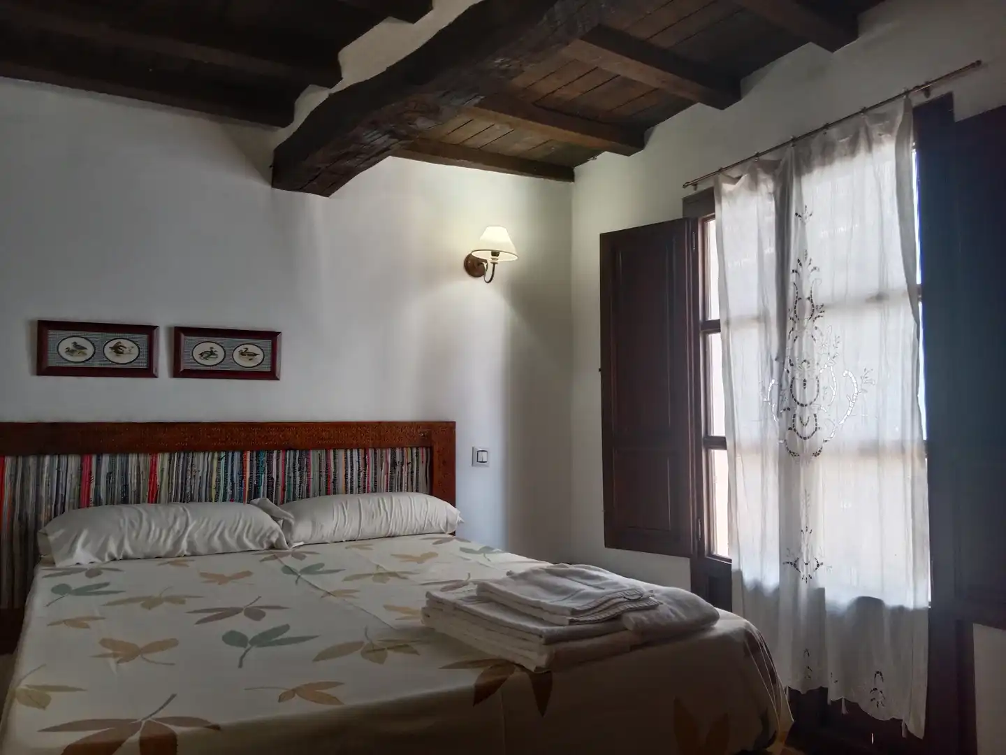 Habitación de Finca rústica en venta en Casas del Castañar con Aire acondicionado, Calefacción y Amueblado