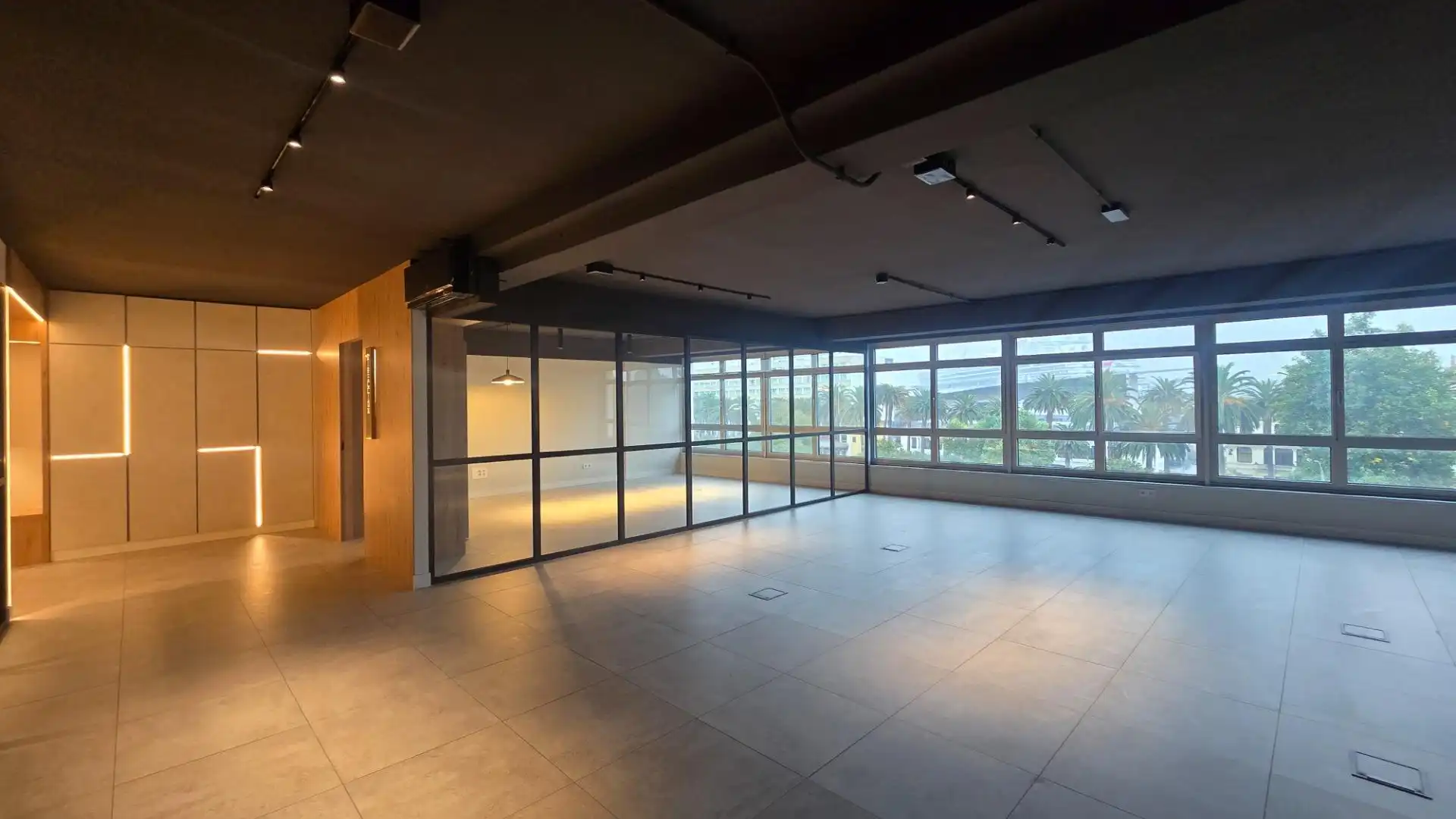 Local en venta en Calle Calle Cantón Grande, 6, 6, Ensanche, Centro - Juan Flórez - Plaza Pontevedra