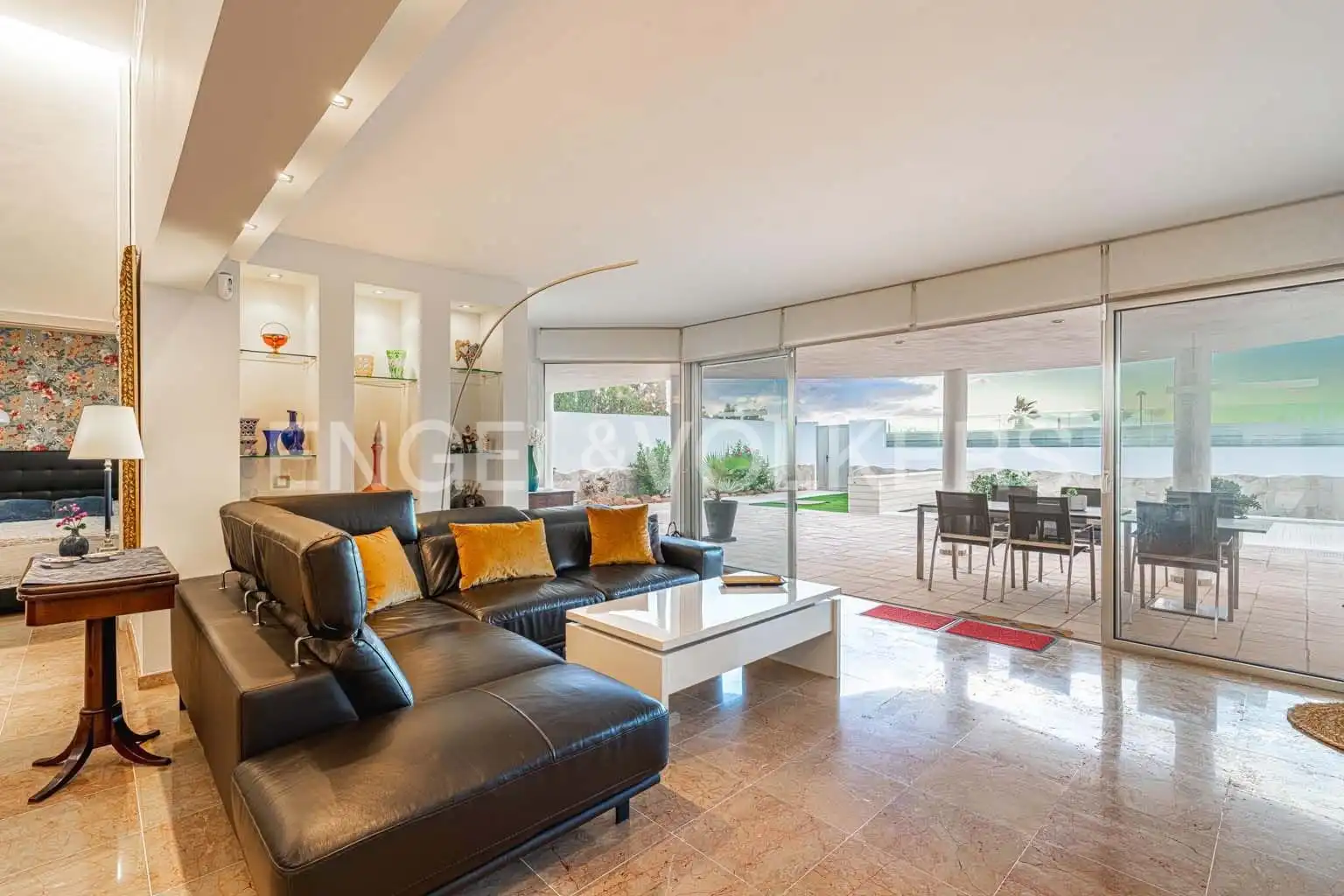 Sala de estar de Casa o chalet en venta en Arona con Aire acondicionado, Terraza y Piscina