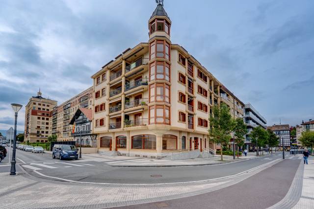 Local comercial en Alquiler en Bidasoa Ibilbidea, 18 en Hondarribia