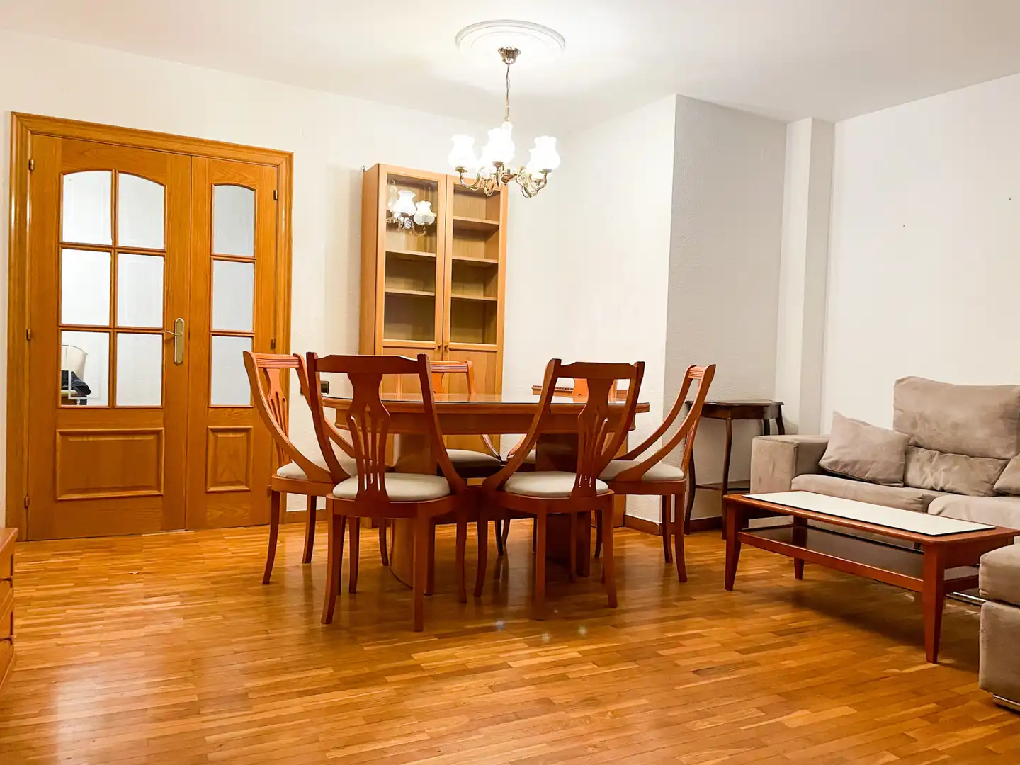 Piso con terraza en venta en Avinguda de Catalunya 51, imagen 2
