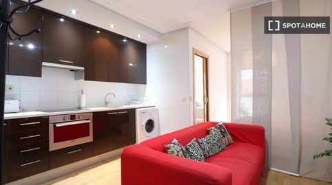 Foto 2 de Habitació a Valdeacederas, Madrid Capital