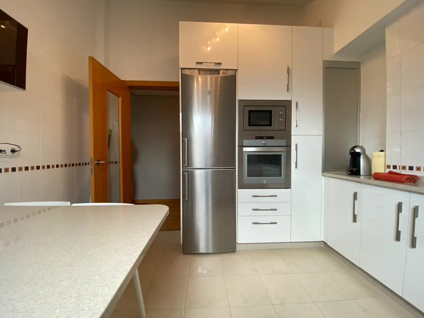 Küche von Wohnung zur Miete in Boqueixón mit Terrasse, Abstellraum und Möbliert