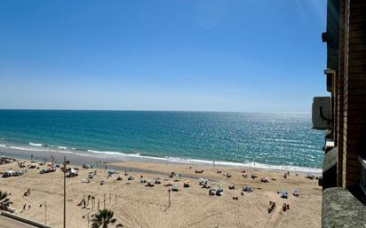 Exterior view of Flat for sale in  Cádiz Capital  with Terrace and Balcony