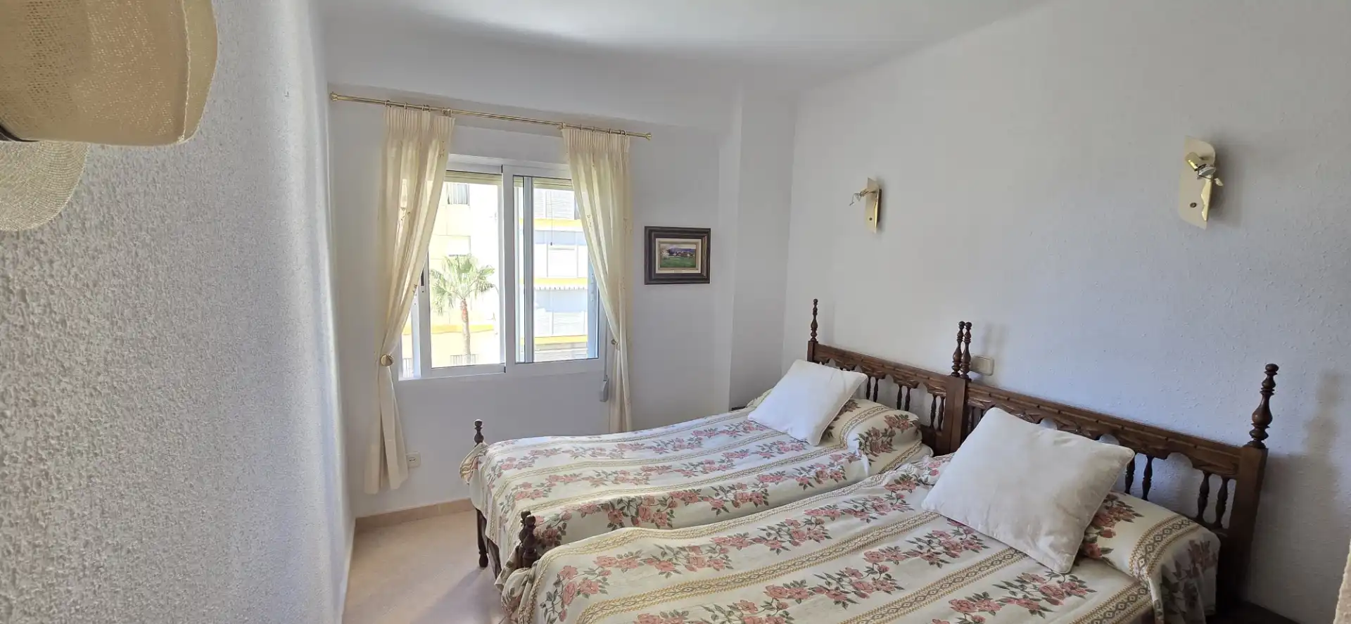 Habitación de Casa o chalet en venta en Algarrobo con Calefacción, Terraza y Trastero