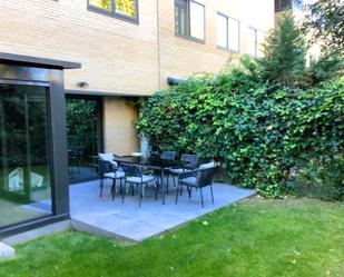 Terrassa de Dúplex de lloguer en Pozuelo de Alarcón amb Aire condicionat, Calefacció i Jardí privat