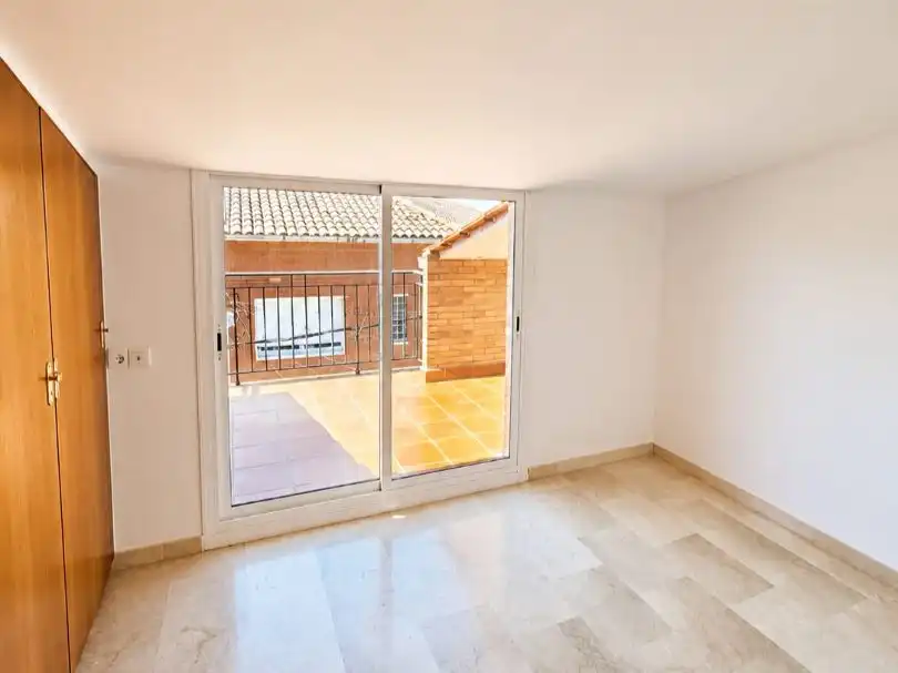 Reihenhaus mit Garten zum Verkauf in Calle Pontevedra 17A, imagen 27