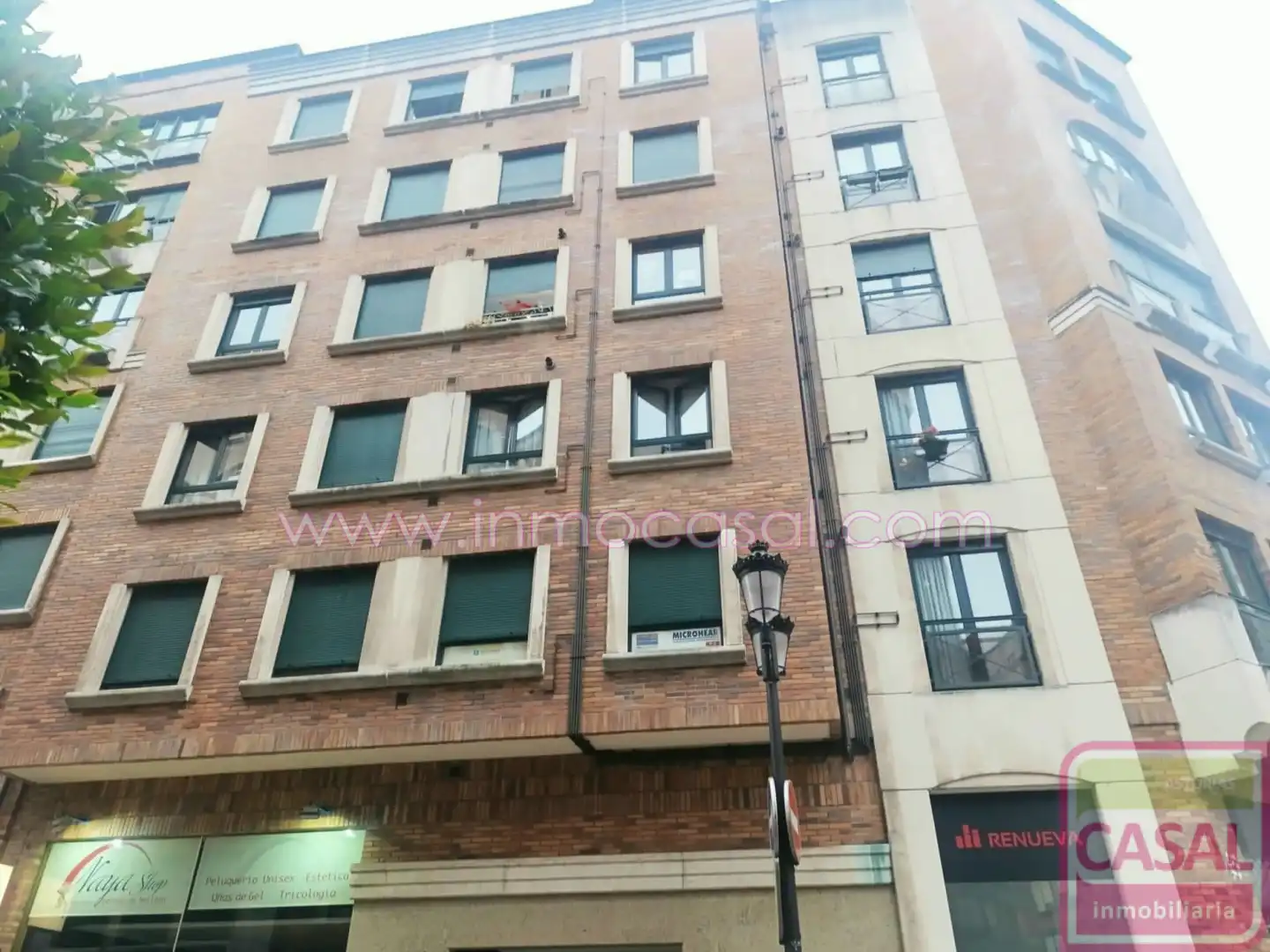 Außenansicht von Wohnung zur Miete in Oviedo  mit Heizung und Möbliert