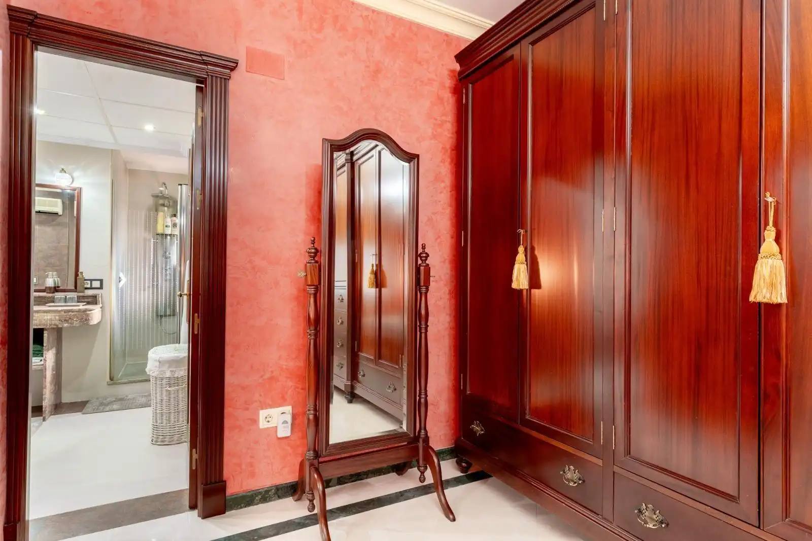 Chalet con terraza en venta en Sanlúcar la Mayor, imagen 43