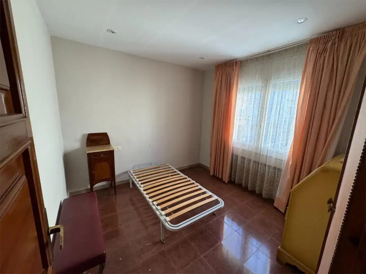 Bedroom of Detached homes for rent in Sabadell