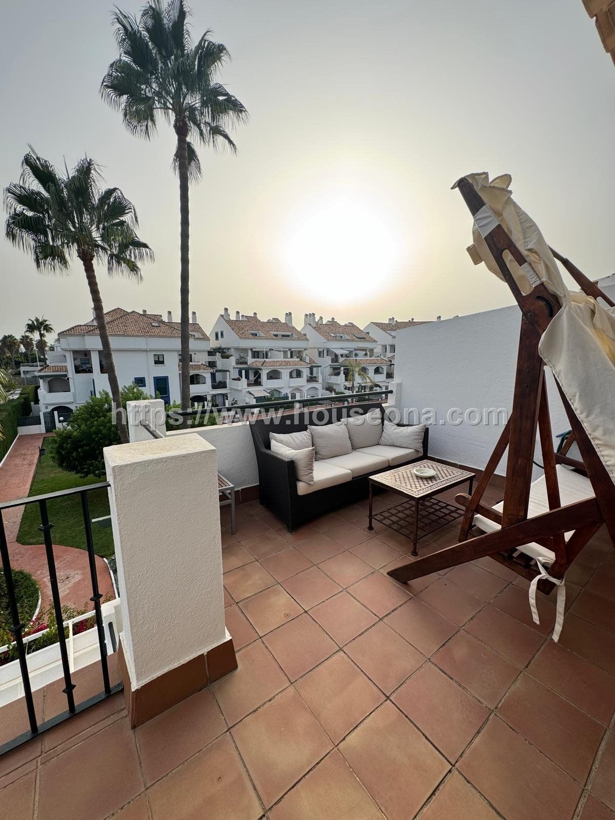 Jardín de Piso de alquiler en Marbella con Aire acondicionado, Terraza y Piscina