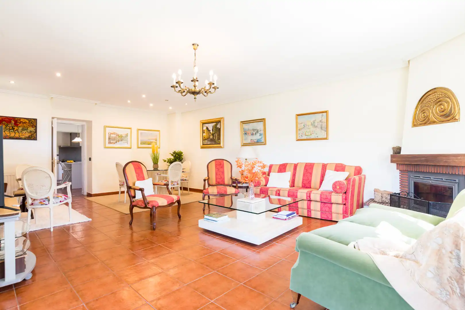 Living room of Houses for sale in Collado Villalba  with Air Conditioner, Heating and Private garden