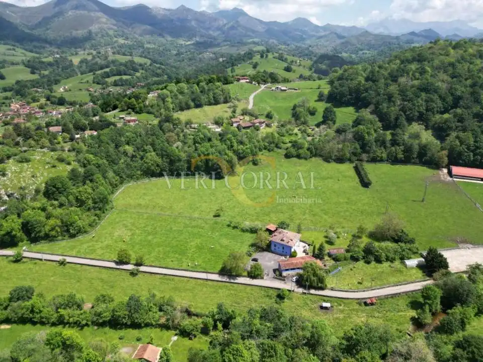 Buildings for sale in Cangas de Onís