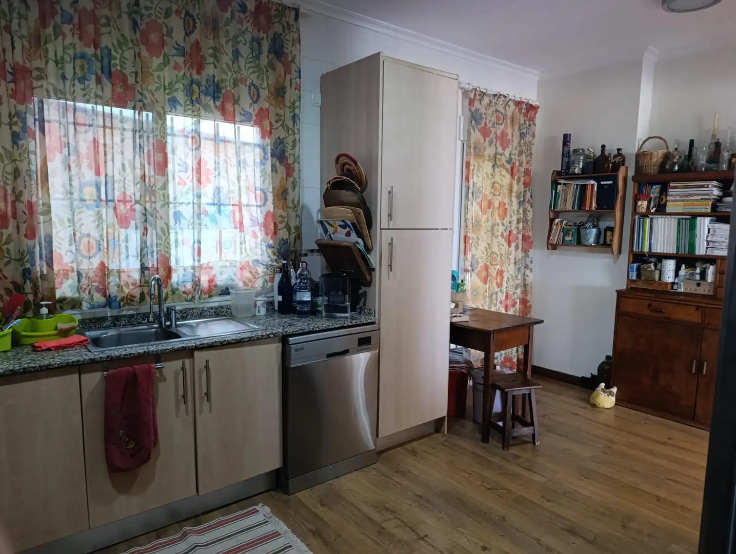 Kitchen of Houses for sale in Cartagena  with Air Conditioner, Storage room and Swimming Pool