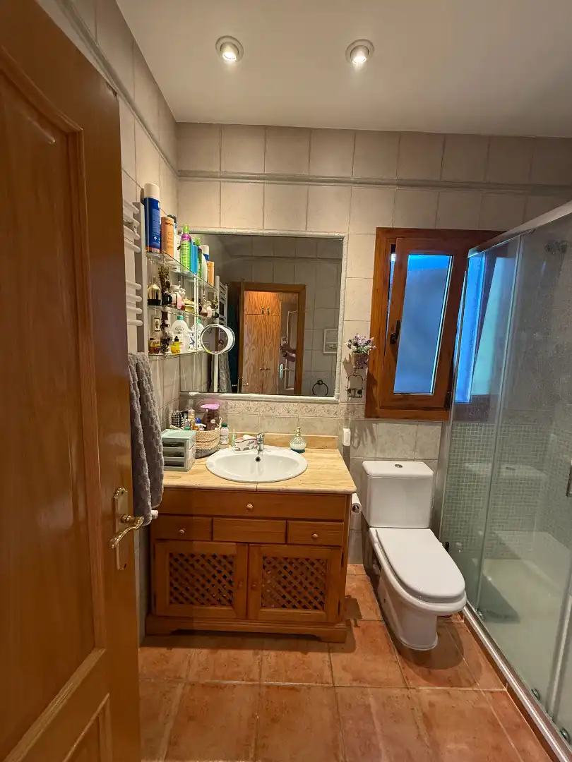 Baño de Casa o chalet en venta en Riells i Viabrea con Calefacción, Jardín privado y Piscina