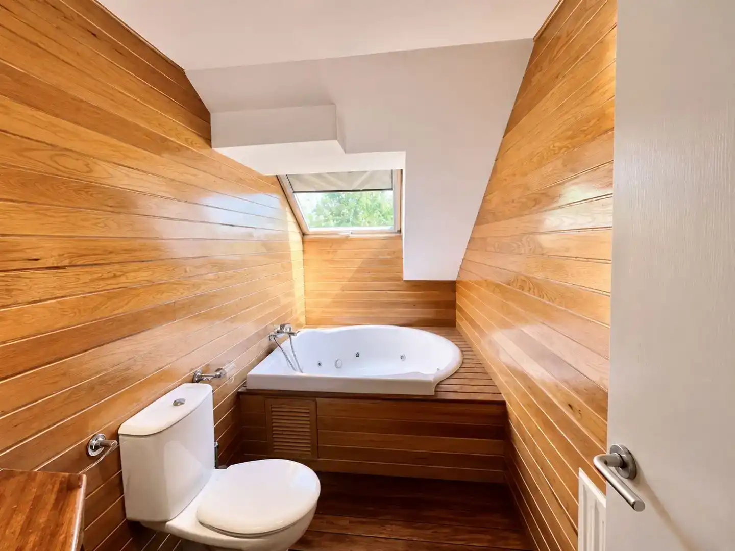 Bathroom of Flat for sale in Torrelodones  with Swimming Pool