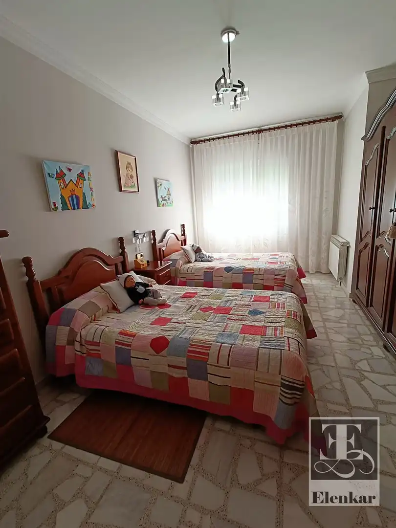 Chalet con piscina en venta en Torre de los escipiones, imagen 8