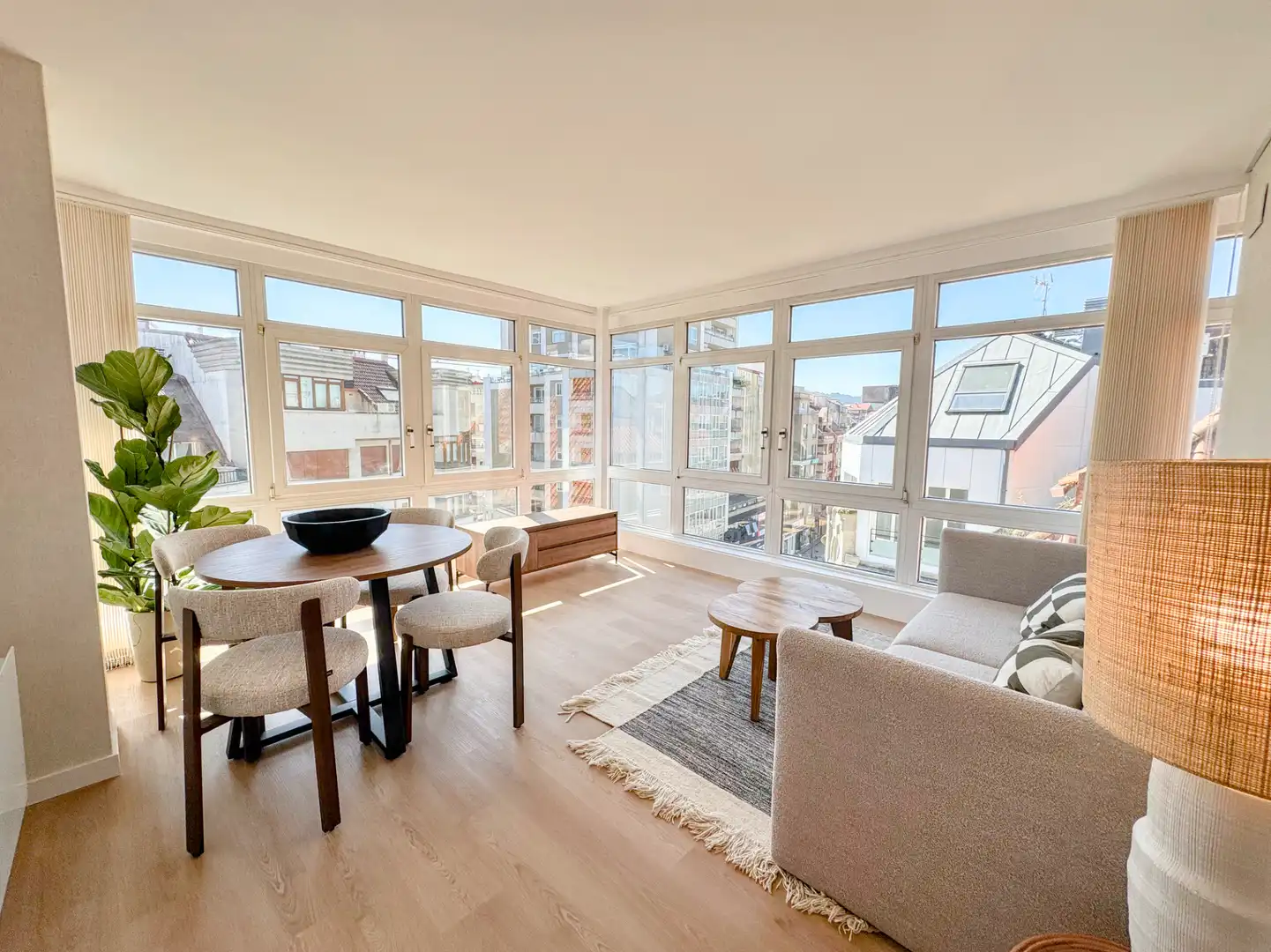 Sala de estar de Apartamento en venta en Vilagarcía de Arousa con Calefacción, Amueblado y Horno