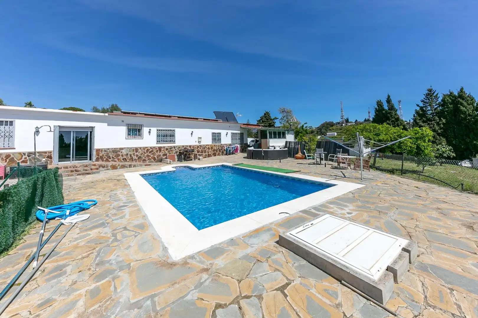 Country homes for sale in Polígono 23 Parcela 308 HUERTA LOS SACRISTAN. EST, 23, Las Lomas