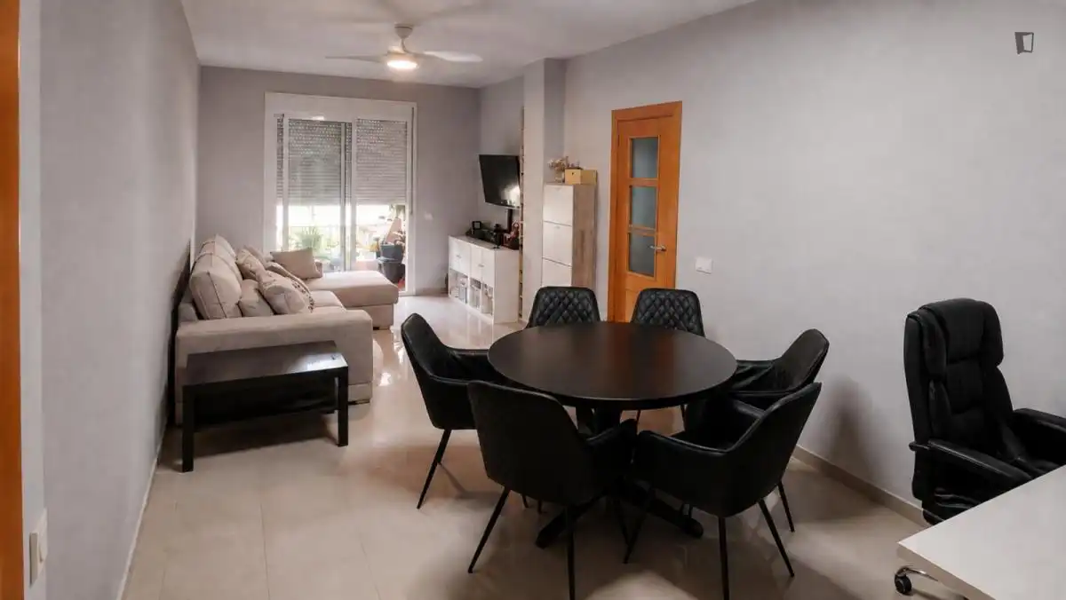 Comedor de Apartamento de alquiler en Roquetas de Mar con Amueblado, Horno y Lavadora