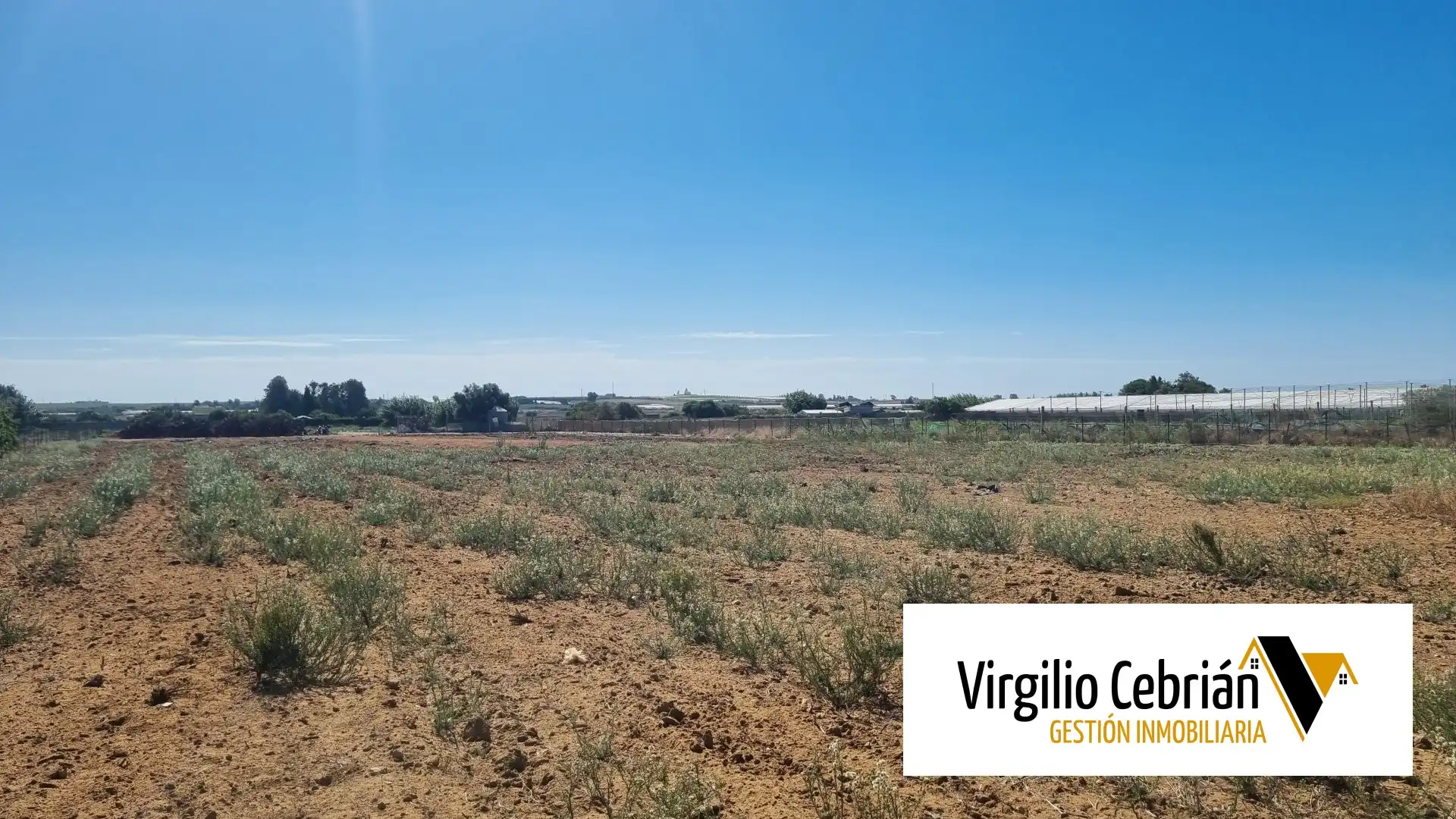 Country homes for sale in Chipiona  with Private garden