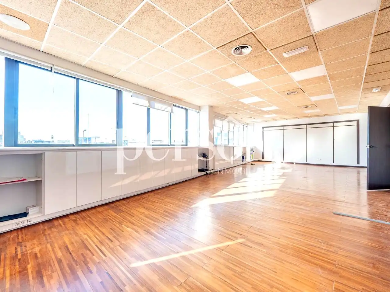 Industrial buildings for rent in Sedaví