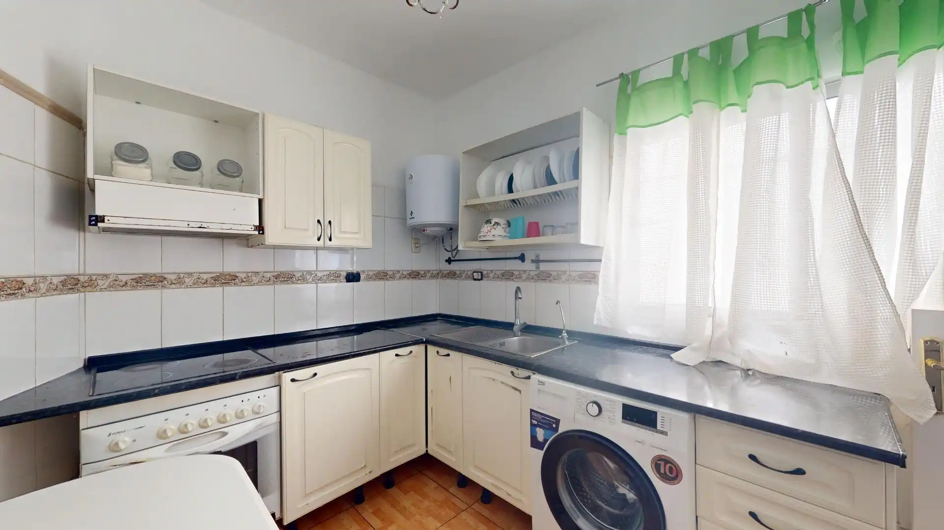 Flat for rent in Calle PINO, 11, La Cuesta -Finca España